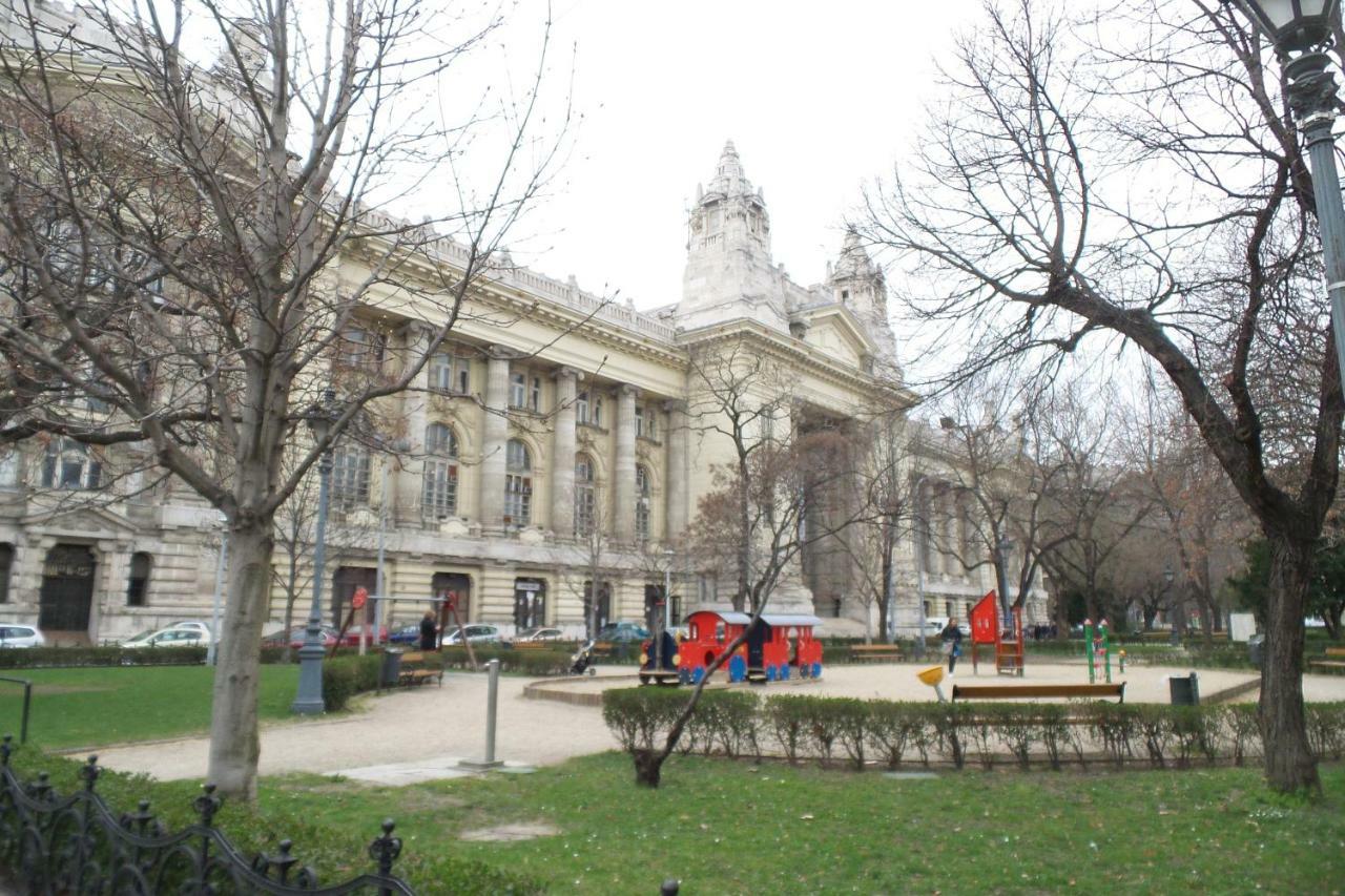 דירה Pearl At St Stephen' S Basilica בודפשט